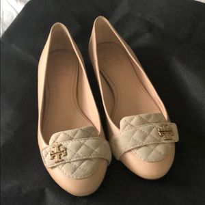 Tory Burch leather flats/8.5/ Beige/made in Brazil